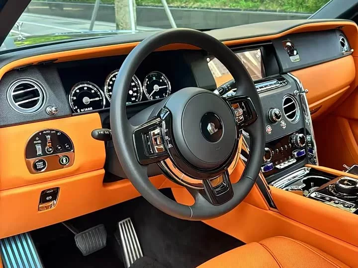 Rolls Royce Cullinan