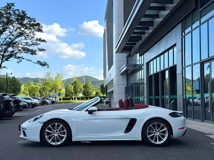 Porsche 718