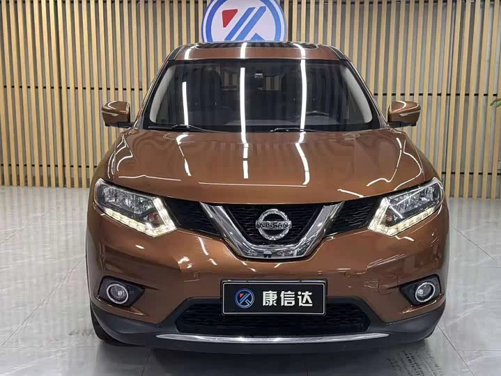 Nissan Qijun