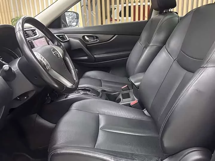 Nissan Qijun