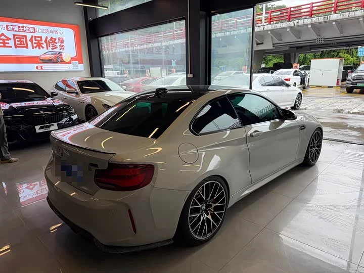 BMW M2