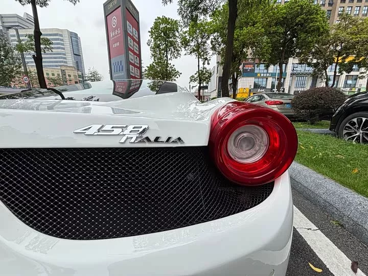 ferrari 458