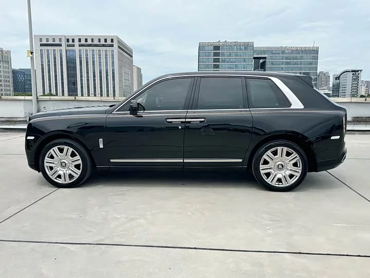Rolls Royce Cullinan