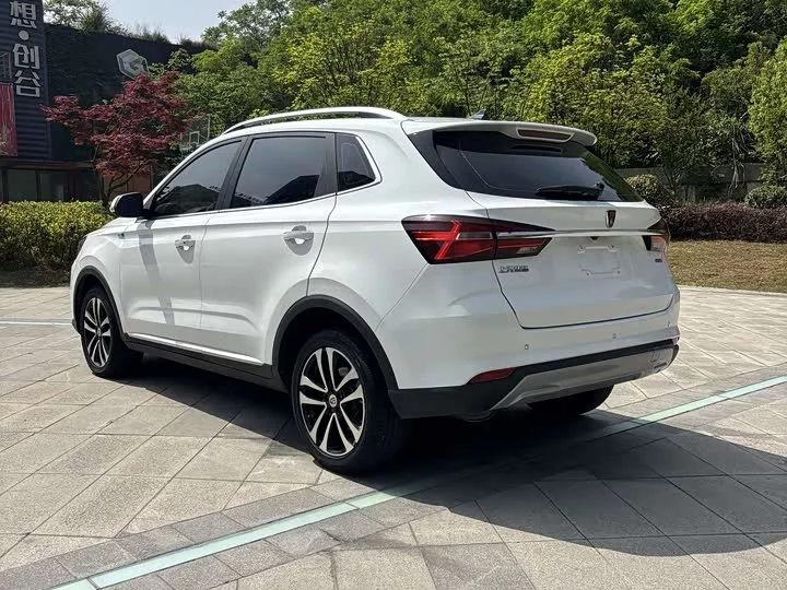 Roewe RX3