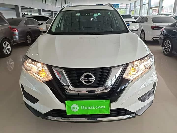 Nissan Qijun