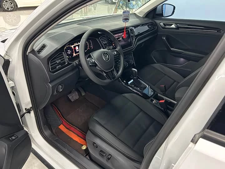 Volkswagen T-ROC Tange