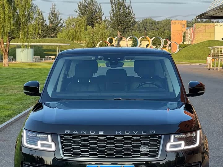 Land Rover range rover