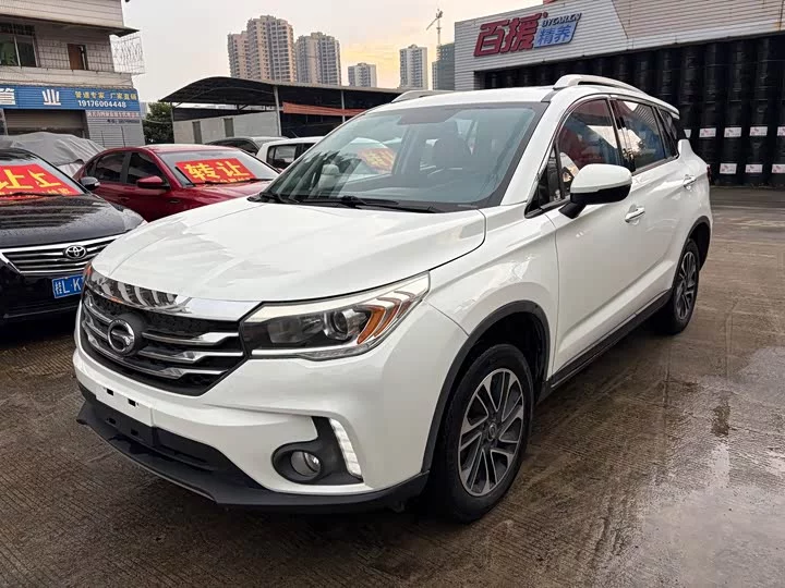 GAC Trumpchi GS4