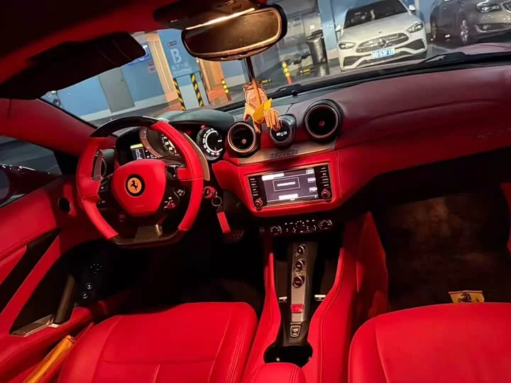 ferrari California T
