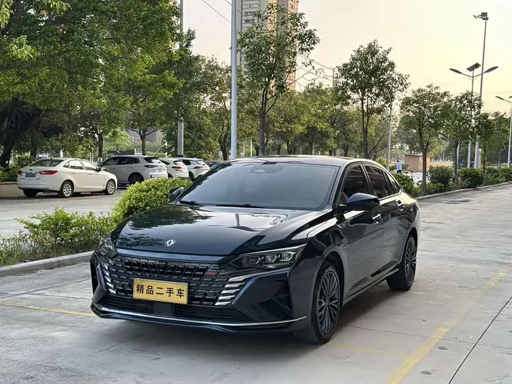 Dongfeng Yixuan MAX