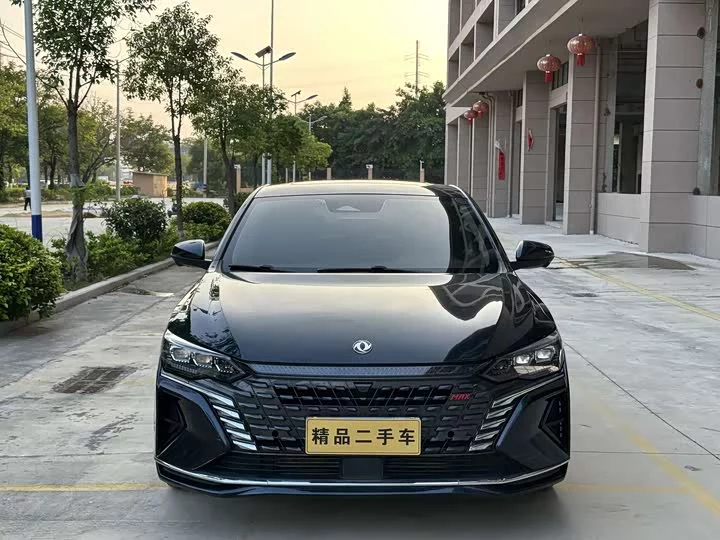 Dongfeng Yixuan MAX