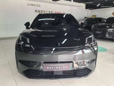 Lynk & Co 08 EM-P