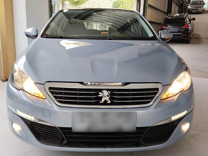 Peugeot 308S