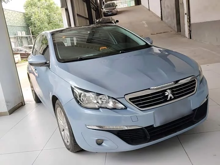 Peugeot 308S
