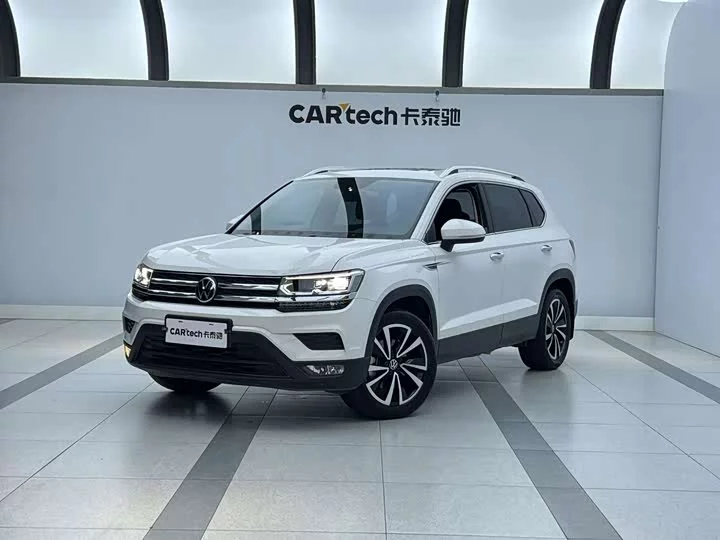 Volkswagen Tharu
