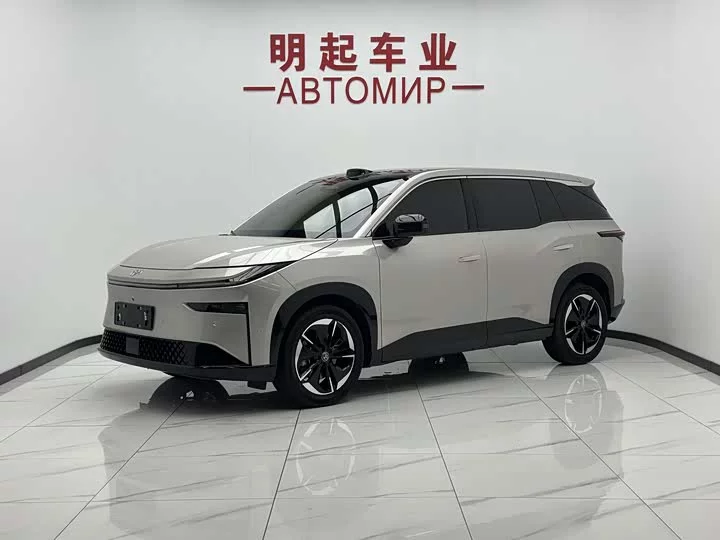Toyota Bozhi 3X