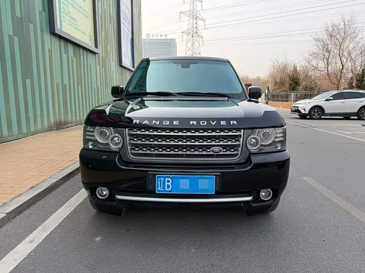 Land Rover range rover