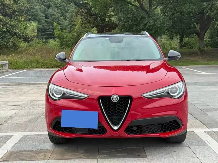alfa romeo Stelvio