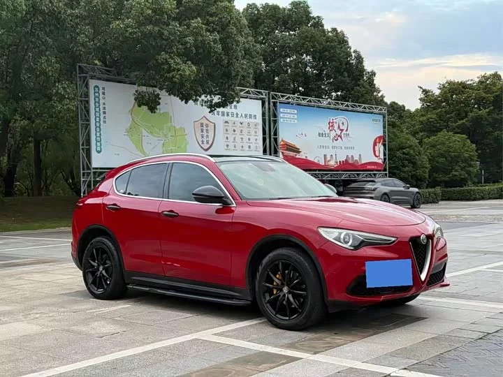 alfa romeo Stelvio