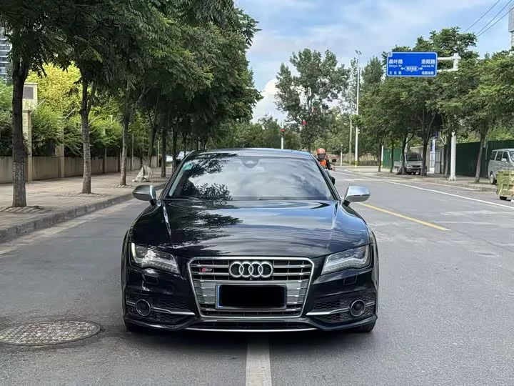 Audi S7
