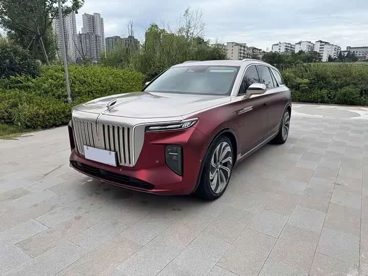 Hongqi E-HS9