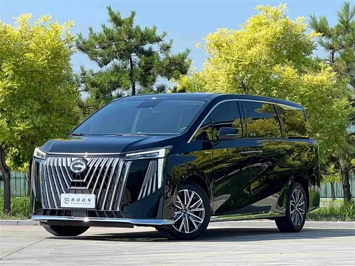 GAC Trumpchi M8