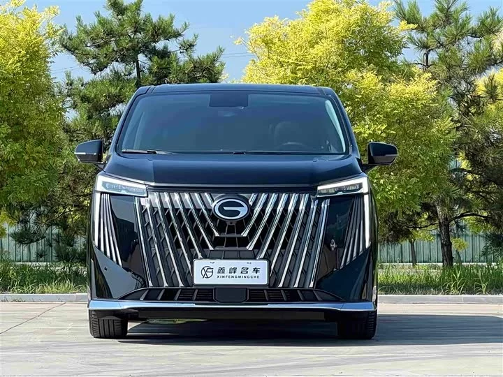 GAC Trumpchi M8