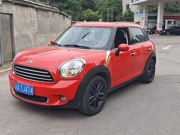 MINI COUNTRYMAN