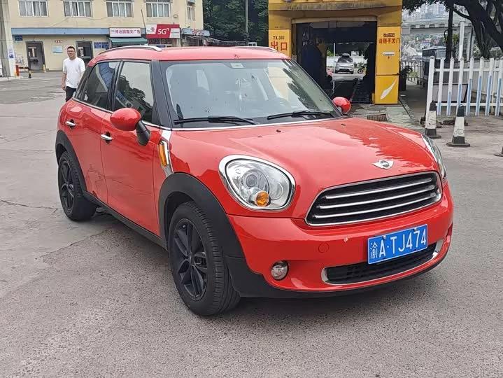 MINI COUNTRYMAN