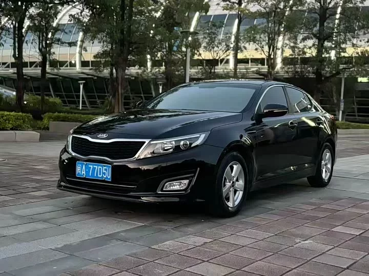 kia K5