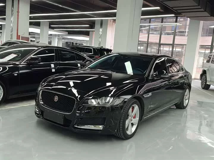Jaguar XFL