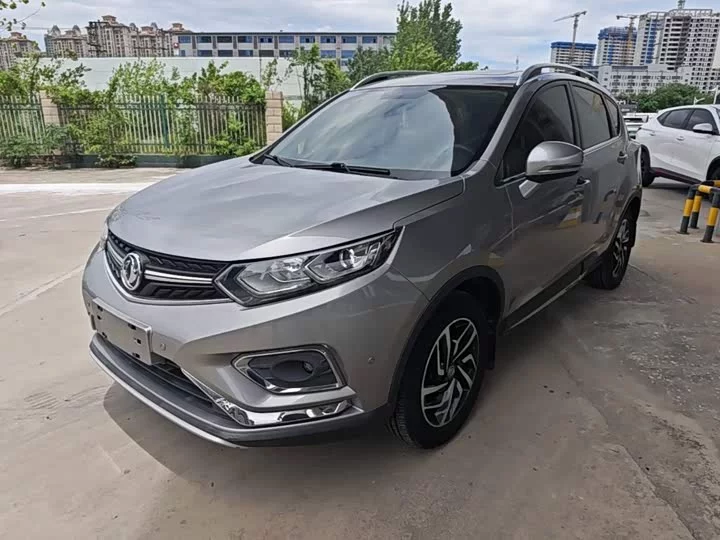 Dongfeng AX5