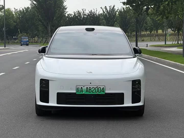 Li Ideal i6