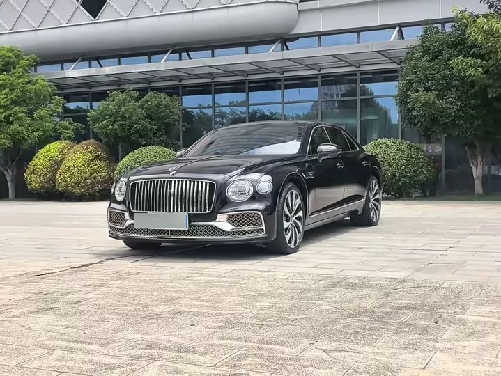 Bentley galloping