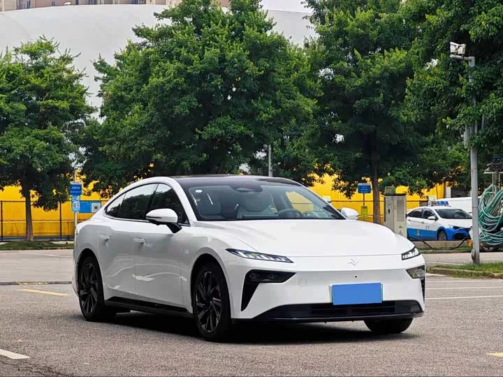 Dongfeng eπ007