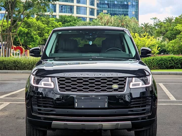 Land Rover range rover