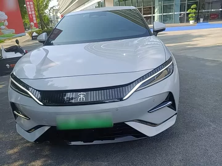 BYD Song L EV