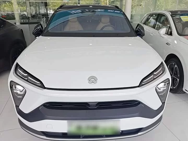 NIO ES6