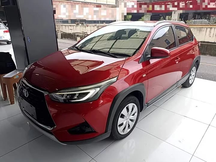 Toyota Yaris L