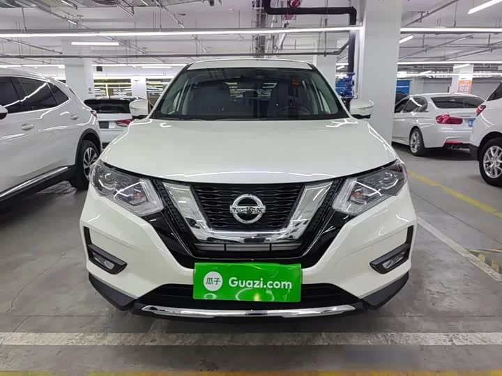 Nissan Qijun