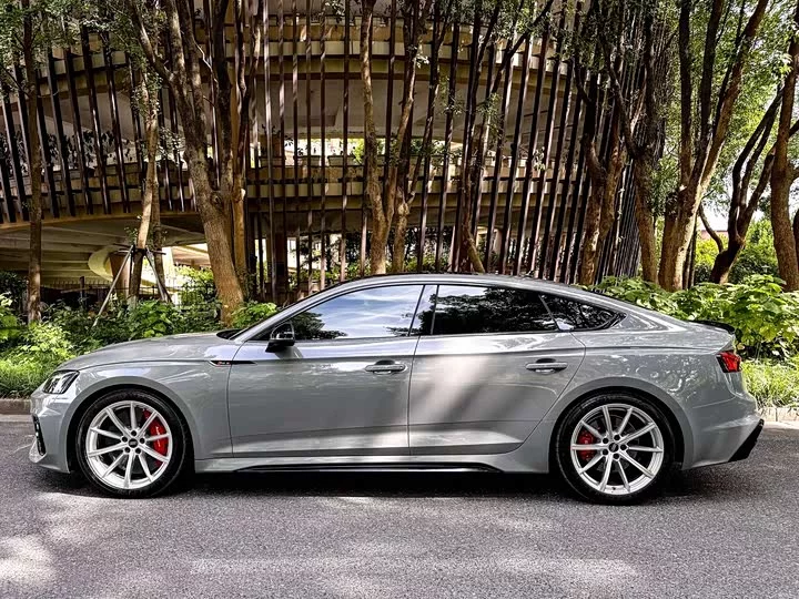 Audi RS 5