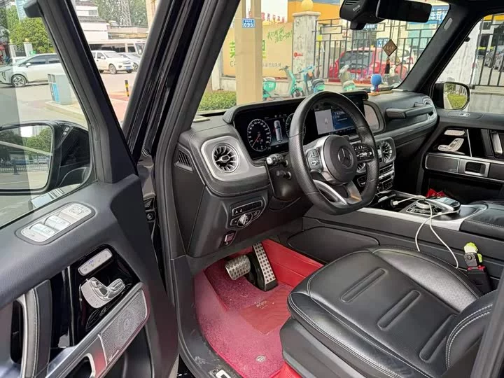 Mercedes-Benz G-rated