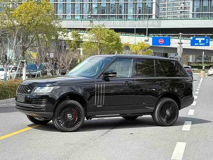 Land Rover range rover