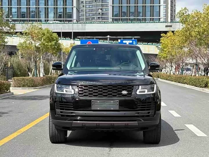 Land Rover range rover