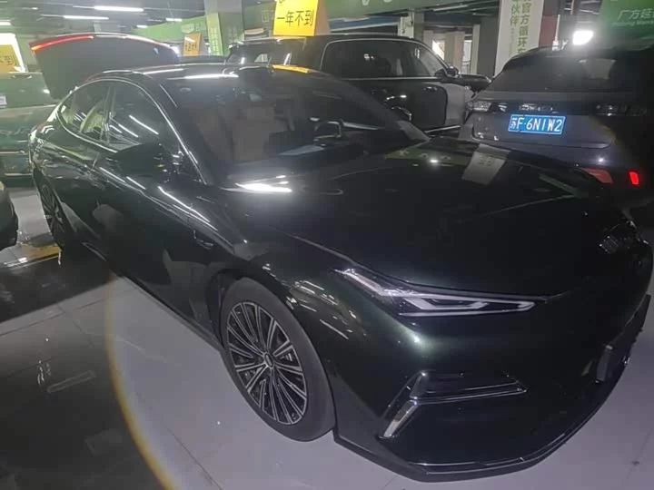 Geely Galaxy Star 8