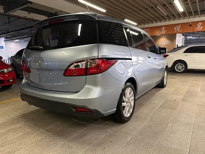 Mazda 5