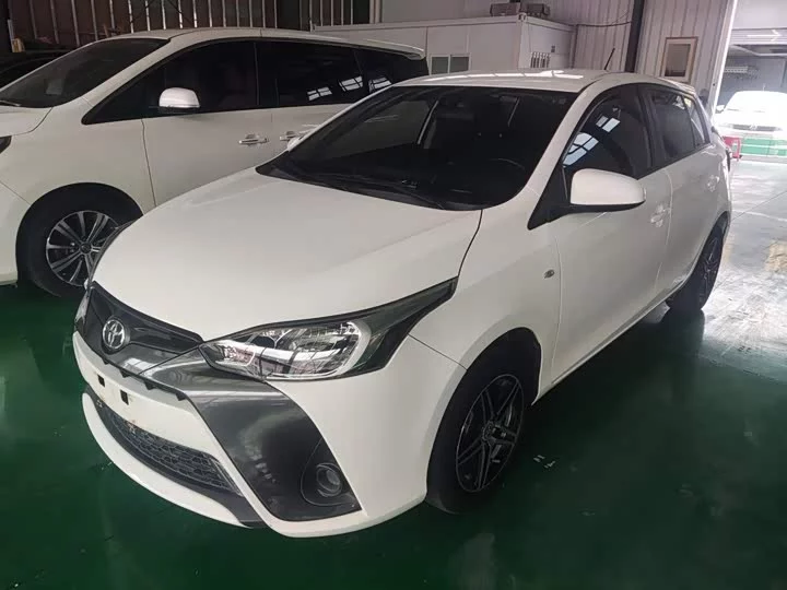 Toyota Yaris L
