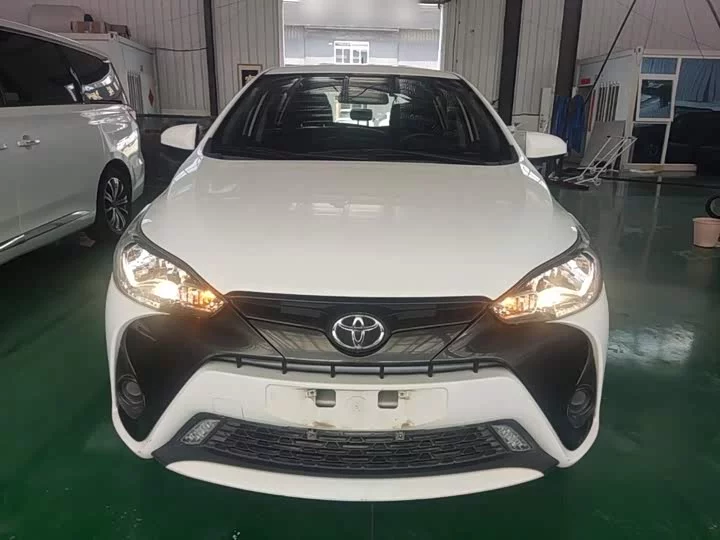 Toyota Yaris L
