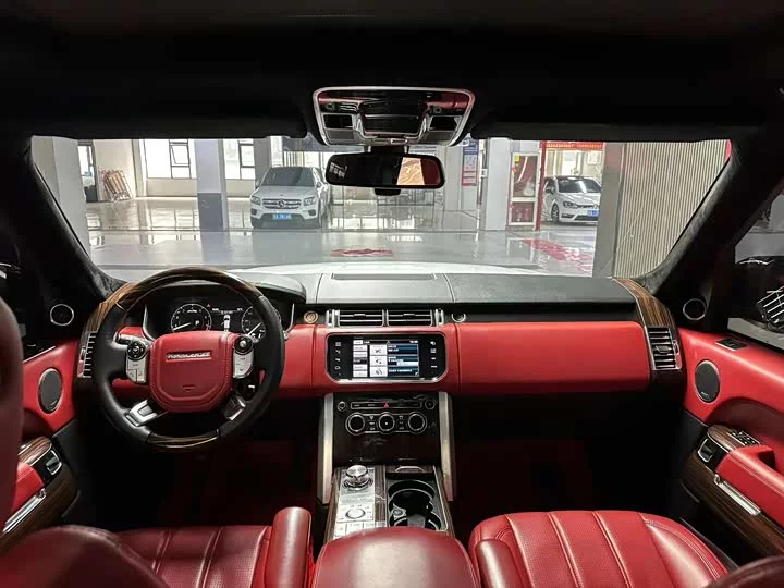 Land Rover range rover