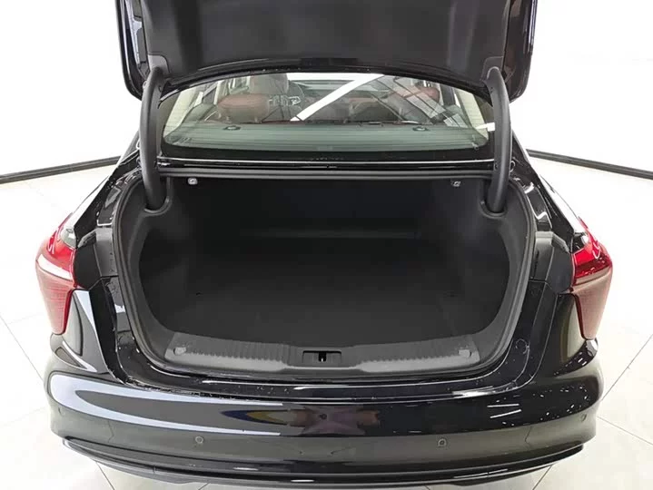 Hongqi H5 PHEV